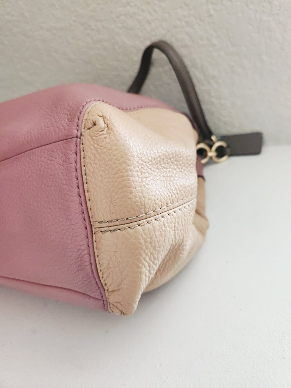 Like New Rare Coach Two-Tone Pink & Tan Leather Shoulder Bag Purse - Picture 11 of 14